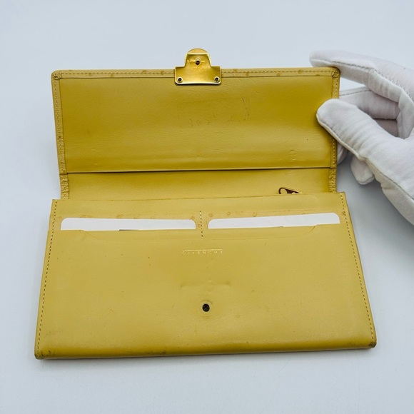 Givenchy Ostrich Skin Wallet rare - Picture 4 of 16